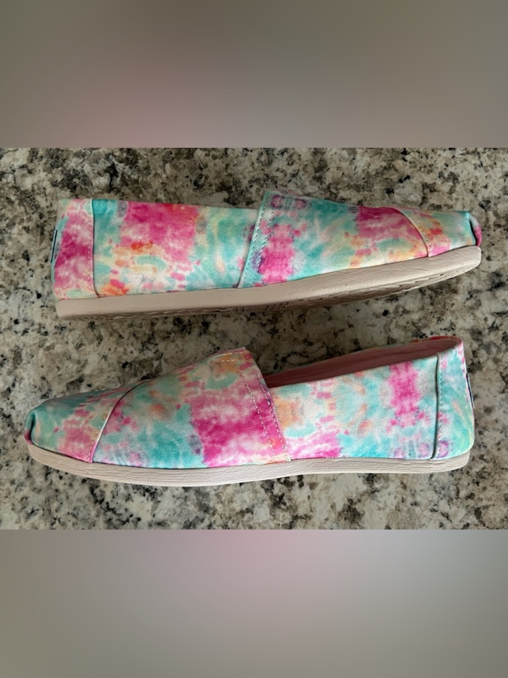 Toms Like New Alpargata Tie Dye Print Aloe Green Canvas Slip Ons Loafers Size 8 - Picture 6 of 11